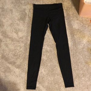 Lululemon wunder under